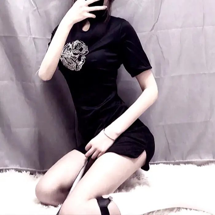 动态漫画·开局强吻裂口女